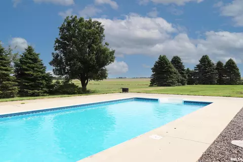 Exterior - 1157 E Guth Rd, Washington, IL 61571 photo 12 of 19