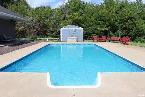 Exterior - 1157 E Guth Rd, Washington, IL 61571 photo 10 of 19