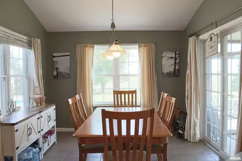 Dining - 1157 E Guth Rd, Washington, IL 61571 photo 1 of 1