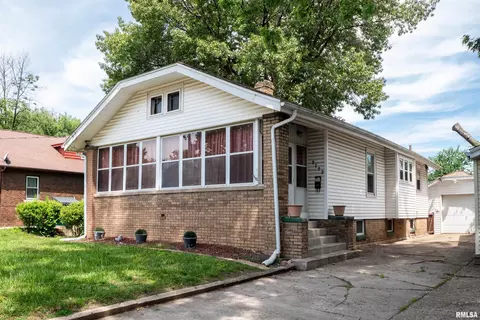 2123 W Kellogg Ave, West Peoria, IL 61604