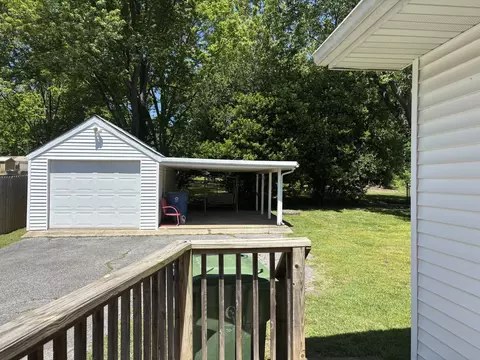 109 George St, Anna, IL 62906 photo 8