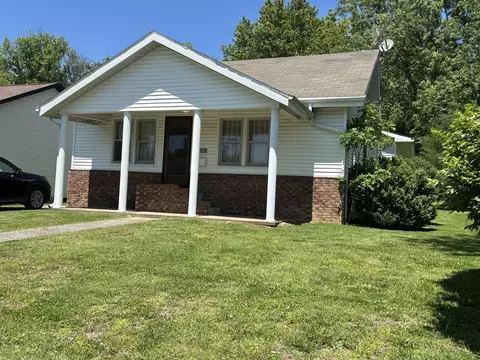 109 George St, Anna, IL 62906 photo 4