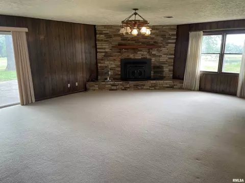 Living - 6772 Cherry Valley Rd, Marion, IL 62959 photo 1 of 4