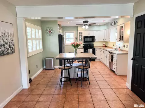 Kitchen - 307 Tower St, Eureka, IL 61530 photo 1 of 7