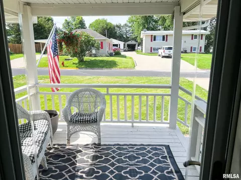 Exterior - 307 Tower St, Eureka, IL 61530 photo 19 of 19