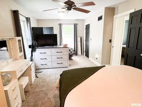 Bedroom - 307 Tower St, Eureka, IL 61530 photo 2 of 8