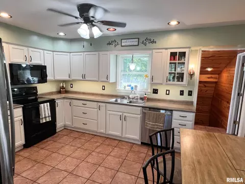 Kitchen - 307 Tower St, Eureka, IL 61530 photo 4 of 7