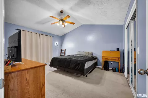 Bedroom - 1102 Chippewa St, Normal, IL 61761 photo 1 of 8