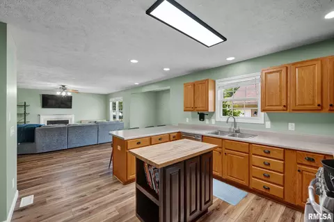 Kitchen - 1102 Chippewa St, Normal, IL 61761 photo 2 of 4