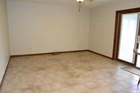 Living - 225 Pinecrest Dr, Macomb, IL 61455 photo 4 of 4