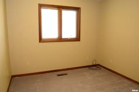 Bedroom - 225 Pinecrest Dr, Macomb, IL 61455 photo 4 of 4