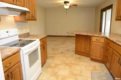 Kitchen - 225 Pinecrest Dr, Macomb, IL 61455 photo 4 of 4