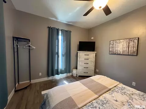 Bedroom - 724 S Campbell St, Macomb, IL 61455 photo 2 of 6