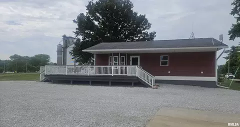 141 Division St, Norris, IL 61553