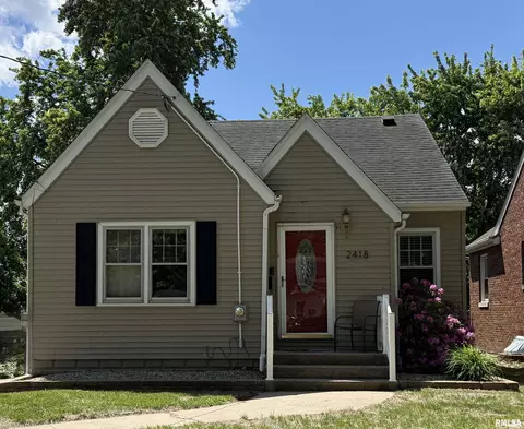 2418 W Ayres Ave, West Peoria, IL 61604