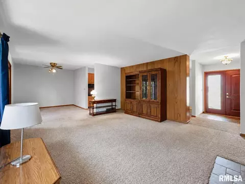 Living - 3 Wilmette Dr, Normal, IL 61761 photo 3 of 5