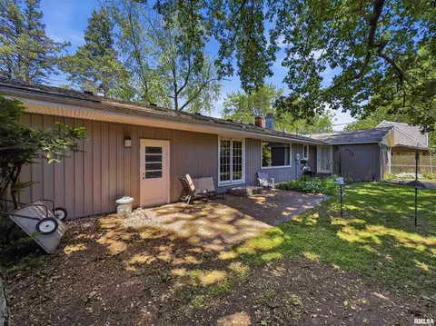Exterior - 3 Wilmette Dr, Normal, IL 61761 photo 3 of 7