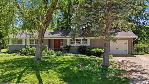 Exterior - 3 Wilmette Dr, Normal, IL 61761 photo 7 of 7