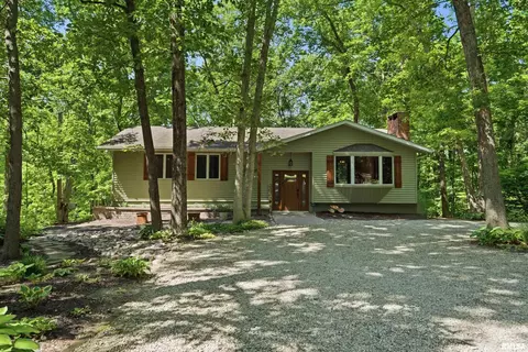 1323 E Truitt Rd, Chillicothe, IL 61523