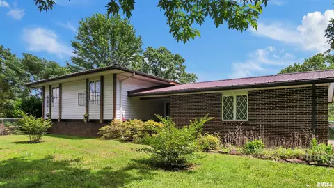 3940 Gilead Church Rd, Simpson, IL 62985