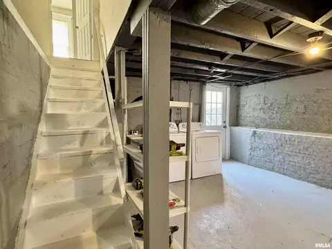 Other - 321 W Jefferson St, Macomb, IL 61455 photo 4 of 10