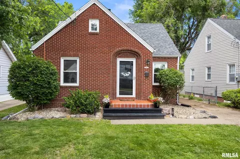 2207 W Kellogg Ave, West Peoria, IL 61604