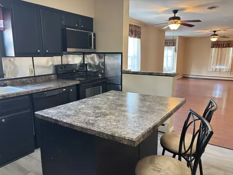 501 Morgan St, Anna, IL 62906 photo 17