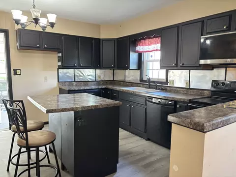 501 Morgan St, Anna, IL 62906 photo 14
