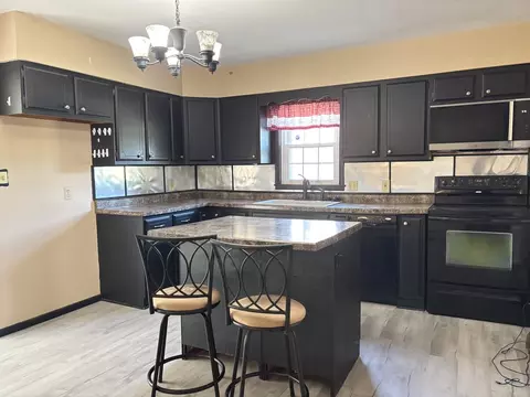 501 Morgan St, Anna, IL 62906 photo 13
