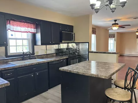 501 Morgan St, Anna, IL 62906 photo 12