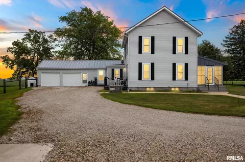Exterior - 1014 Bricktown Rd, Lowpoint, IL 61545 photo 1 of 14