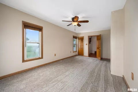 Bedroom - 1014 Bricktown Rd, Lowpoint, IL 61545 photo 6 of 9