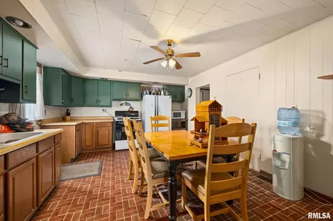 Kitchen - 1014 Bricktown Rd, Lowpoint, IL 61545 photo 1 of 3