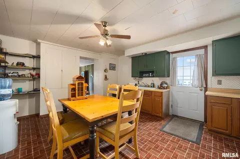 Kitchen - 1014 Bricktown Rd, Lowpoint, IL 61545 photo 2 of 3