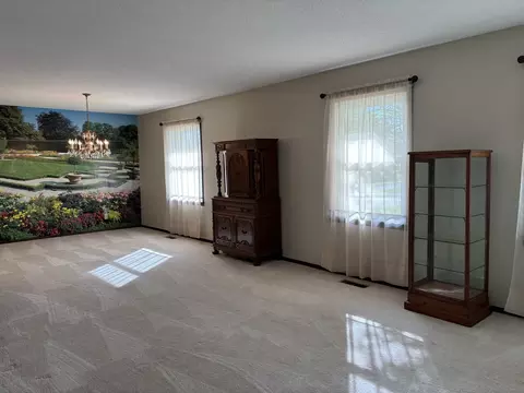 Living - 208 Holly Ter, Anna, IL 62906 photo 1 of 7