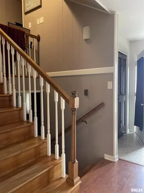 Entry Way - 217 Apple Ln, Anna, IL 62906 photo 1 of 1