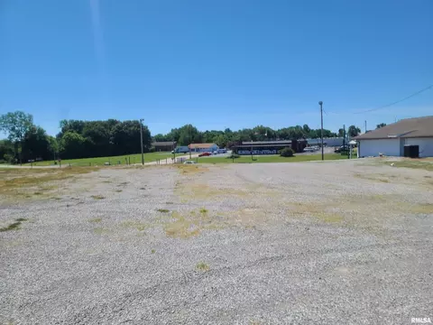 3305 E Vienna St, Anna, IL 62906 photo 7