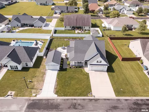 View/Area - 1109 Glory Ln, Marion, IL 62959 photo 2 of 2
