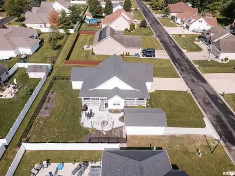 View/Area - 1109 Glory Ln, Marion, IL 62959 photo 1 of 2