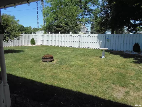 Exterior - 220 E Main St, Good Hope, IL 61438 photo 10 of 11