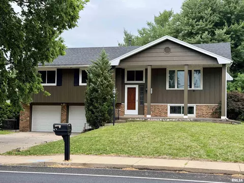 2824 W Rohmann Ave, West Peoria, IL 61604