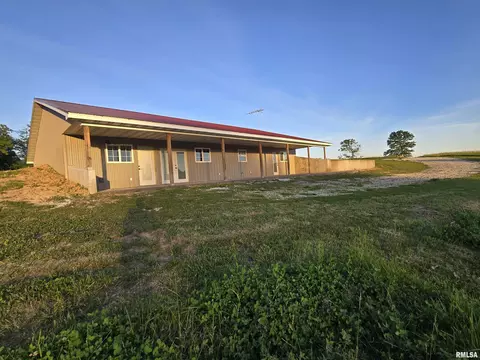 2960 E County Road 2660 N County Rd, La Harpe, IL 61450
