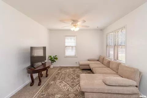 Other - 905 Eldridge St, Washington, IL 61571 photo 2 of 11