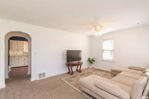Other - 905 Eldridge St, Washington, IL 61571 photo 1 of 11