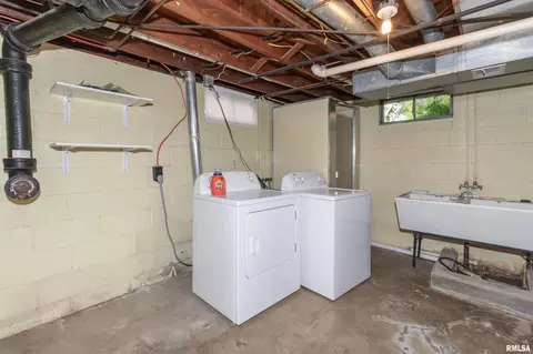 Other - 905 Eldridge St, Washington, IL 61571 photo 6 of 11