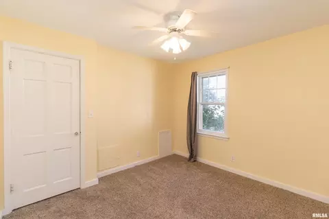 Bedroom - 905 Eldridge St, Washington, IL 61571 photo 5 of 7