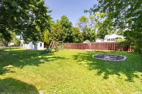 Exterior - 905 Eldridge St, Washington, IL 61571 photo 13 of 13