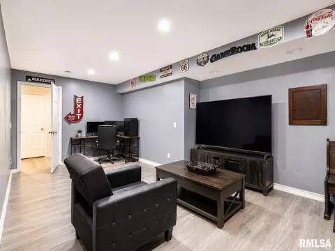 Other - 916 Drayton St, Normal, IL 61761 photo 12 of 13