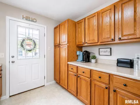 Other - 916 Drayton St, Normal, IL 61761 photo 4 of 13