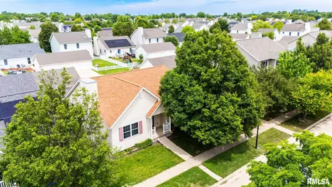 View/Area - 916 Drayton St, Normal, IL 61761 photo 2 of 7
